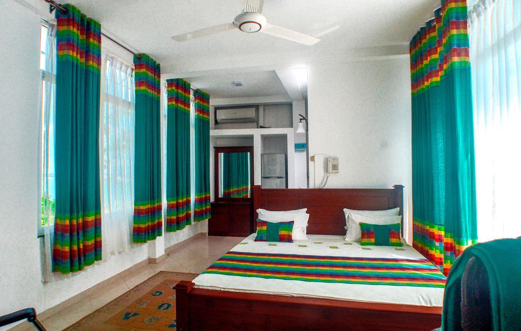 วิลลา เบย์วอทช์ รูมาสซาลา Hotel อูนาวาตูนา ภายนอก รูปภาพ